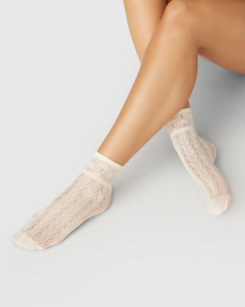 Erica Crochet Socks Ivory