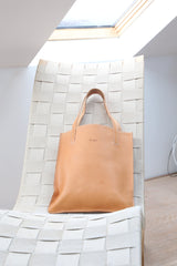 Floor stock funkis tote bag