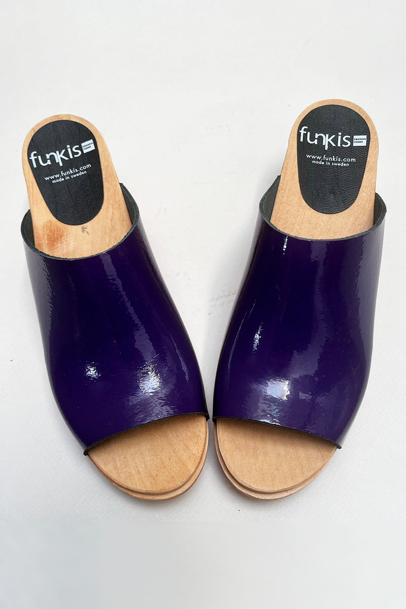 funkis preloved clogs purple patent 40 & 41