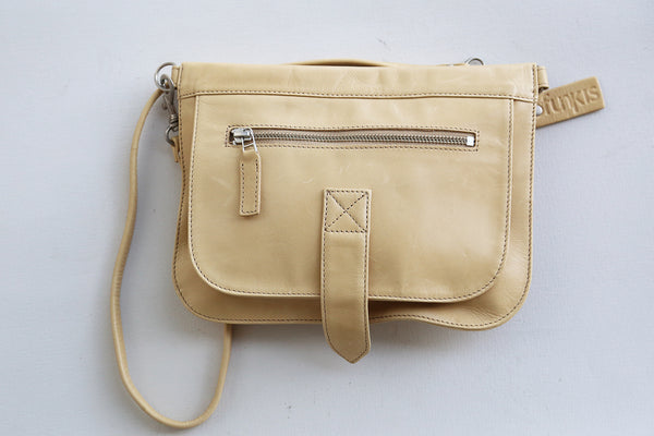 preloved funkis leather bag