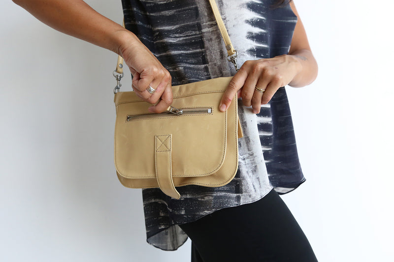 preloved funkis leather bag