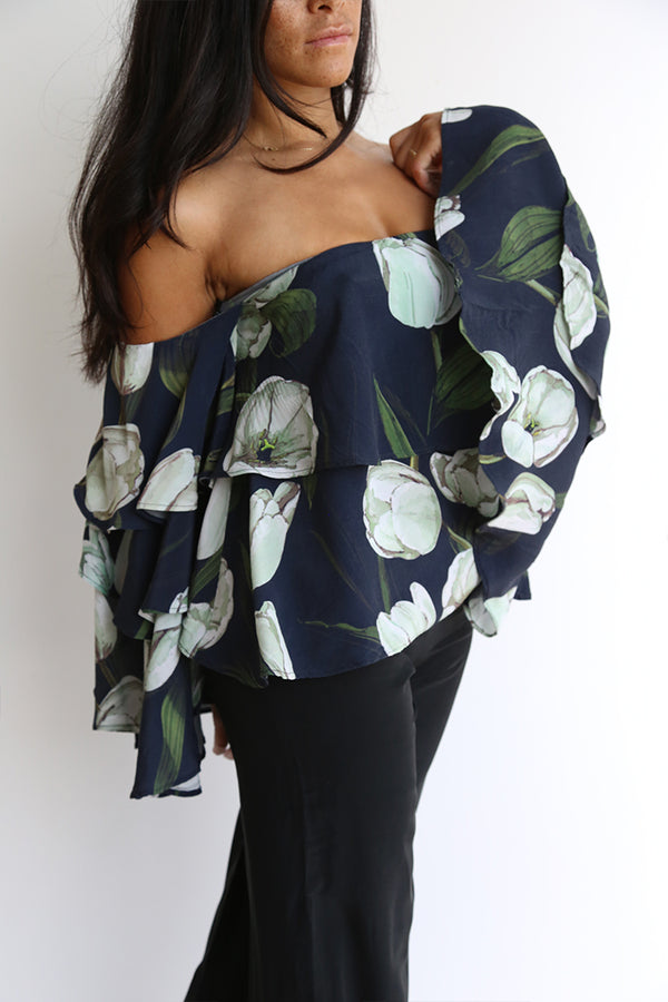 preloved flower top