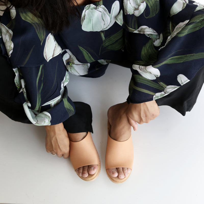 664 juni clog low natural