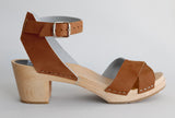 Amy clog chestnut suede