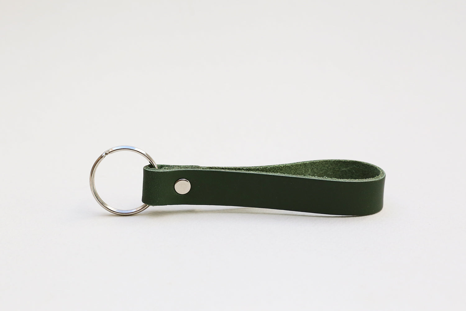 funkis leather key ring green – funkis Swedish Forms