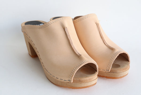 948 lea clog high natural